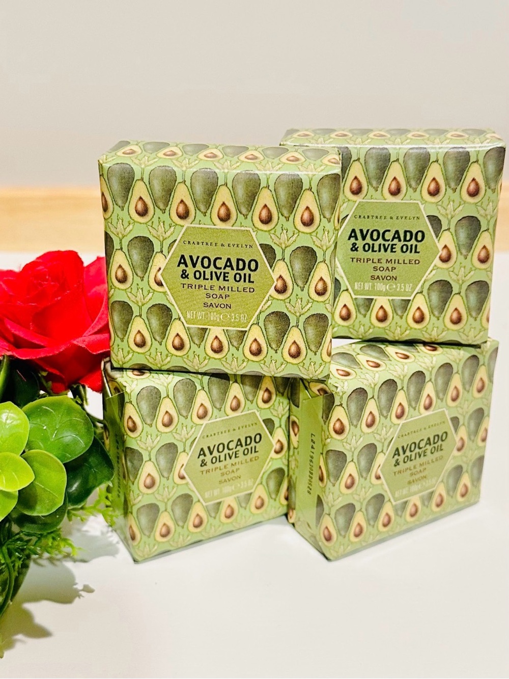 Crabtree & Evelyn Triple Milled Hand Soap 3.5oz - 4 Pack - Avocado & Olive Oil